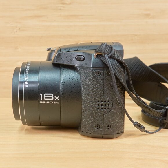 Fuji Fujifilm FinePix S2950 14MP Digital Camera, with 18x Zoom - Picture 4 of 8